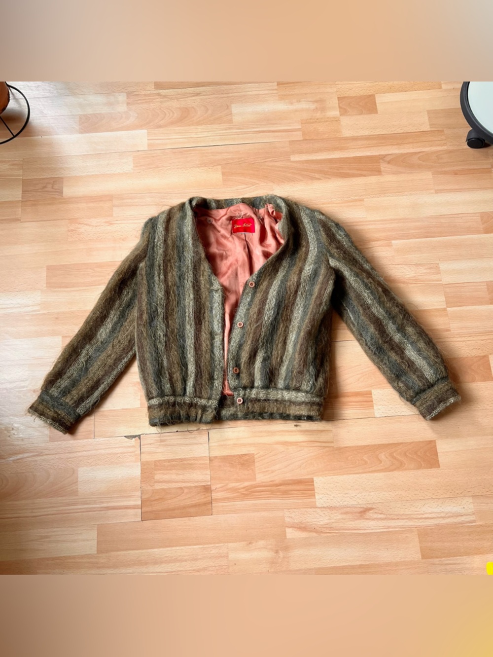 Fuzzy vintage 90s Mohair Bomber Jacket in Olive & Brown removable suede collar - Picture 9 of 12
